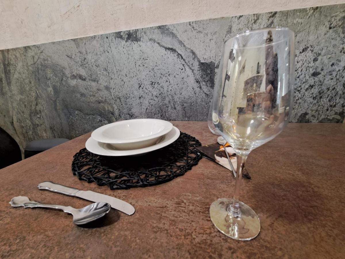 Stunning New Apartment With Free Parking Near City Centre ليوبليانا المظهر الخارجي الصورة