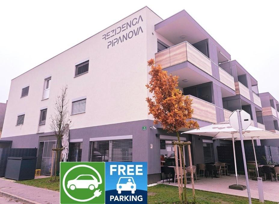 Stunning New Apartment With Free Parking Near City Centre ليوبليانا المظهر الخارجي الصورة